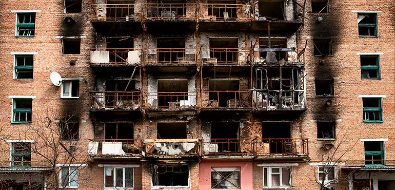 Why Homeowners Choose Us to Sell Their Distressed Homes in Tempe